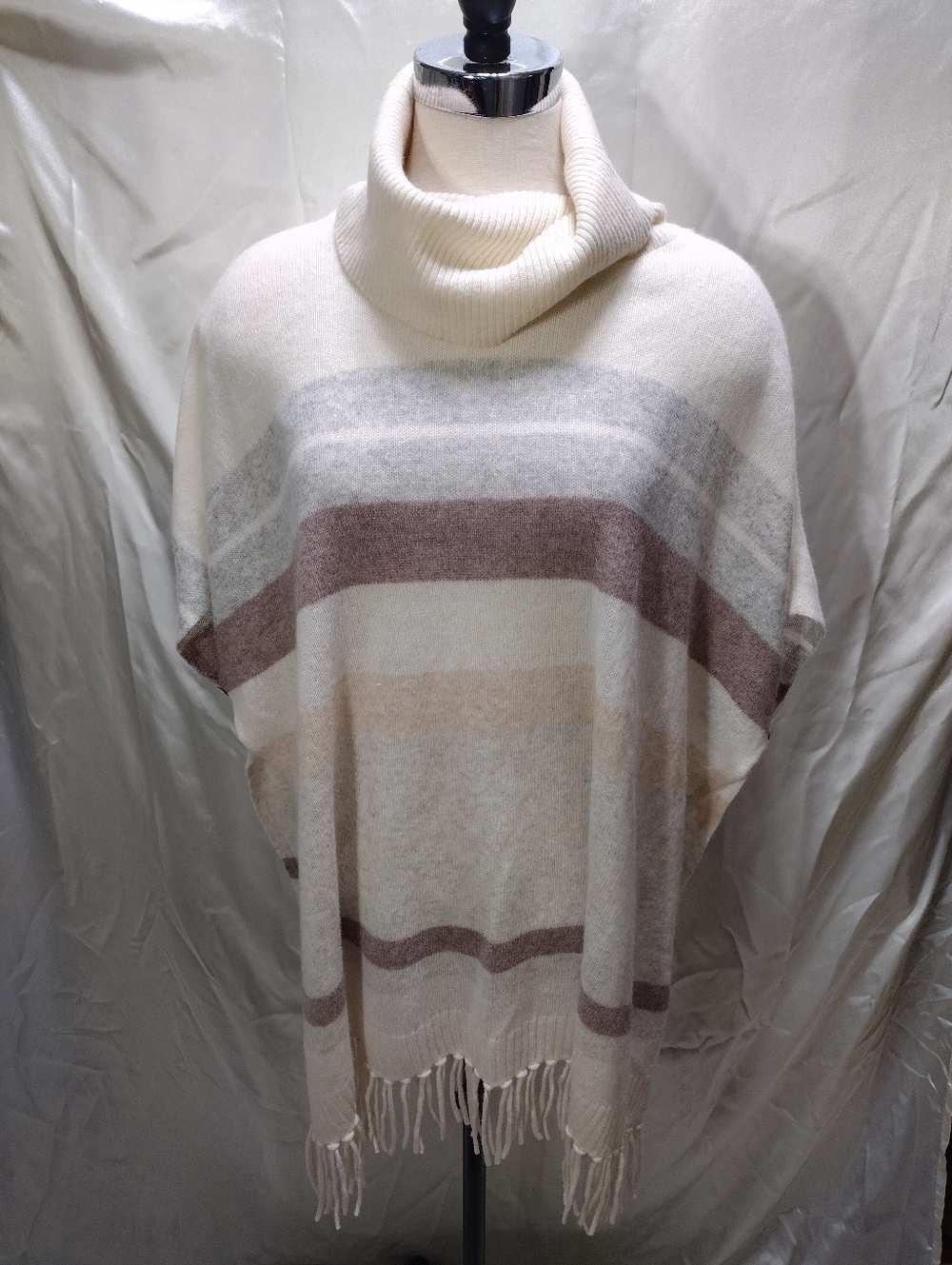 NWT Anthropologie Cashmere Turtle Neck Sweater Poncho Fringe Sz XS/S $250